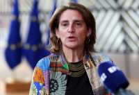 Η ΕΕ κινδυνεύει με «κατάρρευση» καθώς η ακροδεξιά αναζητά αποδιοπομπαίους τράγους, προειδοποιεί Ισπανή υπουργός